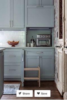 Unusual Gray Cabinets, Sherwin Williams Unusual Gray, Florida Kitchen Ideas, Unusual Gray, Beige Kitchen Cabinets, Lakehouse Kitchen, Slate Kitchen, White Tile Backsplash, Craftsman Kitchen