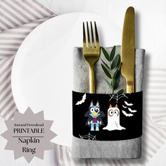 a napkin holder with an image of two cartoon characters on it and the words printable napkin ring