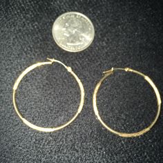 New Never Used 10k Solid Yellow Gold Classic Hoops Hoops Earrings, Measures 1” 2/1 Inch Stamped 10k, See The Pics For More Information. Came In Pics Jewelry Box. Not Plated Filled Or Overly 100% Authentic 10k Real Solid Gold Macy's Drop Earrings For Pierced Ears, Macy's Gold Drop Earrings, Macy's 14k Gold Earrings, Gold Earrings From Macy's As Gift, Pierced Gold Earrings From Macy's, Gold Earrings From Macy's, Macy's Gold Pierced Earrings, Macy's Hoop Earrings As A Gift, Macy's Hoop Earrings For Formal Occasions