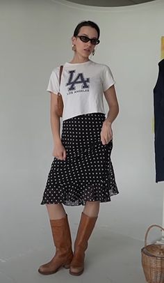 Laini Ozark Emma Rocherolle, Tshirt And Skirt Outfits, Laini Ozark Outfits, Laini Ozark, Spa Day Outfit, Dot Skirt Outfit, Practice Outfits, Outfit Formulas, Summer Lookbook