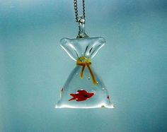 Gallery hero 4351975 original Bijoux Art Deco, Bag Necklace, Fish Necklace, Fish In A Bag, Nature Water, Finding Nemo, Resin Necklace, Glass Necklace