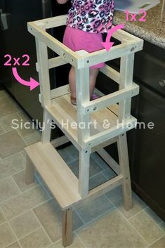 Diy Learning Tower, Learning Tower Diy, Kids Woodworking Projects, Wood Projects For Kids, Woodworking Logo, Keeping Kids Safe, Woodworking Projects For Kids