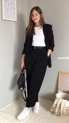 Office Wear Women Work Outfits, Easy Tattoo, Capsule Wardrobe Casual, Outfits For Work, Look Formal, Office Wear Women, Estilo Hippie, Professional Outfits Women