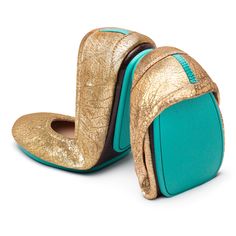 Eye-catching and exuding class, Golden Glitz Tieks are simply captivating. These handcrafted flats are sure to be your go-to for any occasion from Sunday brunch to a night out with friends. Pair these dynamic Tieks with a cocktail dress or denim. Luxury Gold Ballet Flats, Luxury Gold Flats For Evening, Luxury Gold Flats, Luxury Gold Flats With Round Toe, Elegant Gold Ballet Flats With Leather Sole, Elegant Gold Leather Ballet Flats, Formal Gold Ballet Flats With Leather Sole, Gold Ballet Flats With Leather Sole For Formal Occasions, Elegant Gold Flats For Galas