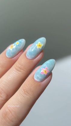 #nail design #nail inspo #elegant nails #nails #prom nails #trendy nails #minimalist nails #cool nail inspo #fourth of july nails #nude nail designs #ongle tendance ete 2024 #summer nails #coffin nails designs #coffin nails #grad nails #summer toe nails #spring nails #nail ideas #nails acrylic #nail designs #nail inspo #nagels #nägel inspiration #bored panda coin #bored panda #summer acrylic nails #simple summer nails #holiday nails #4th of July nails #beach nails #summer nails 2024 Beach Nails Aesthetic, Beach Inspired Nails, Trendy Beach Nails, Sea Nail Art, Ocean Nail Art, Beach Themed Nails, Vacation Nails Beach, Beach Nail Art, Blue And White Nails