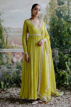 Shop for Jigar Mali Green Chinnon Chiffon Sequin Embroidered Anarkali Set for Women Online at Aza Fashions Yellow Anarkali, Long Gown Design, Anarkali Dress Pattern, Lime Yellow, Indian Dresses Traditional, Traditional Indian Outfits, Indian Gowns, Designer Party Wear Dresses, Designer Dresses Casual