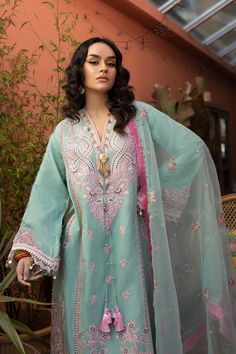 Sobia Nazir Design 5A Vital Lawn Collection Original brand suit fabric and photography lite diffrance in actual print.