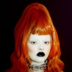 Wig Editorial, Cheveux Oranges, Drag Queen Outfits, Dark Makeup, Clown Makeup, Editorial Makeup, Orange Hair, Hair Photo