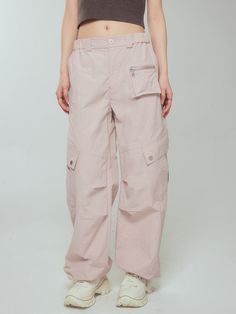 Material: NYLON100%
Size: SML

Model: 167cm/49kg　




Length
Hip
Waist


S
103cm
104cm
70cm


M
106cm
108cm
74cm


L
109cm
112cm
78cm Pink Cargo Style Trousers, Pink Baggy Cargo Pants, Pink Wide-leg Parachute Pants With Cargo Pockets, Pink Wide-leg Bottoms With Cargo Pockets, Pink Parachute Pants With Cargo Pockets, Pink Cotton Utility Parachute Pants, Pink Baggy Cargo Style Bottoms, Pink Cargo Style Parachute Pants, Pink Full-length Cargo Pants With Pockets