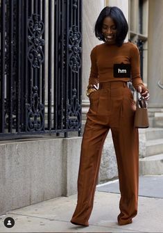 Mode Monochrome, Woman Style, Looks Street Style, Stylish Work Outfits, Looks Chic, Professional Outfits, Business Casual Outfits, Work Attire, Mode Inspiration