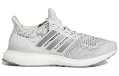 HQ4205 Adidas Ultraboost 4.0, Adidas Yeezy Black, Adidas Ultraboost Dna, Running Friends, Adidas Primeknit, Adidas Ultraboost, Black Gums, Adidas Ultra Boost, Ultra Boost