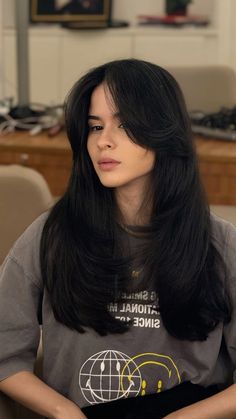 corte de cabelo feminino com franja Haircut Types, Long Bob, Afro Hairstyles, Layered Haircuts, Hairstyles Haircuts, Aesthetic Hair, How To Make Hair, Beauty Photography, Beauty Inspiration