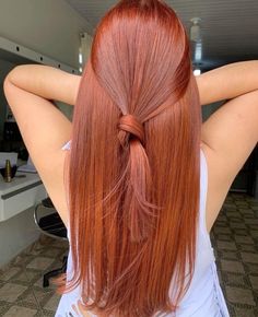 Rich Copper Red Hair Color, Peachy Red Hair, Red Ginger Hair, Red Copper Hair, Hair Color For Tan Skin, Red Copper Hair Color, Black Hair Balayage, Natural Red Hair