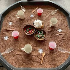 Christmas Activities Tuff Tray, Christmas Sand Tray Ideas Eyfs, Hot Chocolate Tuff Tray, Christmas Tuff Tray Ideas For Toddlers, Tuff Trays For Toddlers, Christmas Sensory Tray, Christmas Messy Play Ideas, Christmas Tuff Trays, Eyfs Christmas Crafts