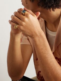 There's no one way to wear Annoushka's 'Knuckle' ring. Handmade in Italy from 14-karat gold, each of the three bands is connected by links, which unlock and give you the freedom to customise. Wear them stacked on top of each other or on different fingers to mix it up. Luxury Adjustable Gold Signet Ring, Brass Knuckle Ring, Brass Knuckle Design, Versace Ring, Paris Ring, Gold Brutalist Hand-cast Jewelry, Gold Topaz, Mens Gold Rings, Knuckle Rings