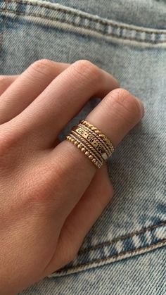 21k Gold Jewelry, Gold Rings Minimalist, Minimalist Gold Jewelry, Dubai Gold Jewelry, Unique Gold Jewelry Designs, Rings Minimalist, Gold Stacking Ring, Dainty Gold Rings