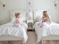 A must-see before and after room reveal featuring bedroom decor ideas for girls. This gorgeous big girl room includes DIY wainscoting, Pottery Barn Kids bedding and decor, and Disney Princess art. You'll love these girls bedroom ideas! Lifegiving Home, Girls Bedroom Decor Ideas, Princess Room Decor, Bedroom Transformation, Gorgeous Bed, Princess Bedroom, Pottery Barn Inspired