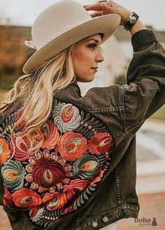 Boho Jean Jacket for Women for just $173.99. #me #fun #boho #cute #bohotops #minidress #like4like #friends #beautiful #bohomaxi Casual Chic Winter, Casual Chique Stijl, Upcycled Jackets, Female Jacket, Style Désinvolte Chic, Look Grunge, Bohemian Jackets, Boho Mode, Style Casual Chic