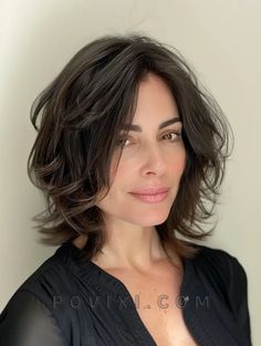 Stacked Bob Haircut Ideas for 2024: 34 Layered Styles for Short, Long, Curly, Fine and Thick Hair Long Layered Pixie, Curly Stacked Bobs, Layered Pixie, Bob Haircut Ideas, Stacked Bobs, Stacked Bob, Stacked Bob Haircut, Bob Haircut, Loose Curls