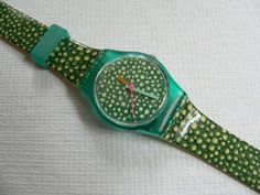 South Molton Swatch Watches For Ladies, Watch For Ladies, Digital Cameras, Digital Watch, Digital Camera, Bracelet Watch, Vintage Ladies