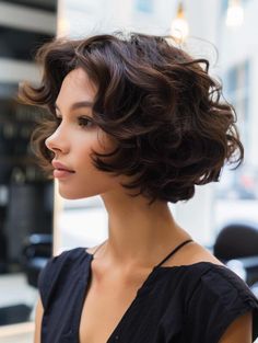 Layered Bob Hairstyles For Wavy Hair, Pixie Curly Haircuts, Short Dark Curly Hair, Permed Short Hairstyles, Short Wavy Haircuts For Women, Naturally Wavy Bob, Ruby Hair