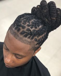 Men With Buns, Dread Designs, Locs Updo, Dread Ideas, Men Locs, Dreads Styles For Women, Dread Styles