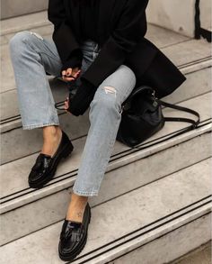 Leather Loafers Outfit, Loafers Shoes Outfit, Loafers Women Outfit, Chunky Loafers Outfit, How To Style Loafers