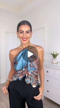 Doranellys Patton on Instagram: "DYI scarf top! Loving the colors in this one!🧣 Comment “❤️” or “SCARF TOP”  to shop and I’ll send you the full outfit details including bra with sizing in a DM.  ✨Comenta  ENLACES Y y te Los envio en mensajes.   Outfit in “June” stories  highlights and 🔗in profile, in my @shop.ltk as @doranellyspatton   Scarf is 70”x 35”, Adding exact scarf,  bra and accessories.   🚫Do not repost my videos without my consent©️  Style tips, fashion hacks, T-shirt, scarf tutorial, casual outfits, how to wear, summer tops" How To Make A Scarf Into A Top, How To Style A Scarf As A Top, Scarf Shirt Outfit, How To Wear A Scarf As A Top, How To Style A Corset, Scarf Outfit Summer, Scarf Top Outfit, The Winner Takes It All, Scarf Styling