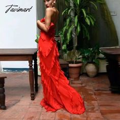 TAVIMART - Casual Women Sleeveless Beach Boho Long Dress Fashion Sexy Backless Ruffle Chiffon Evening Dress Elegant Sling Maxi Party Dress Sleeve (cm) Bust Size(cm) Waist Size(cm) Length(cm) Hip (cm) S - 88 70 132 93 M - 92 74 133 97 L - 96 78 134 101 XL - 100 82 135 105 XXL - - - - - 3XL - - - - - "Size measured by ourselves, sometimes has some errors, but always within 3cm." “If you have any questions about the size, please contact me” Summer Strapless Chiffon Dress With Ruffles, Beach Season Party Maxi Dress With Ruffles, Red Strapless Dress For Beach Season, Summer Strapless Ruffled Backless Dress, Red Backless Strapless Dress For Summer, Red Strapless Backless Dress For Summer, Summer Strapless Chiffon Prom Dress, Red Strapless Summer Party Dress, Summer Chiffon Strapless Dress For Prom