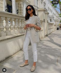 Blazer Summer Outfits, Linen Blazer Outfit Women, Linen Blazer Outfit, Summer Blazer Outfits, White Blazer Outfits, Spring Blazer, Summer Blazer, Work Outfits Women Summer, Blazer Outfits For Women