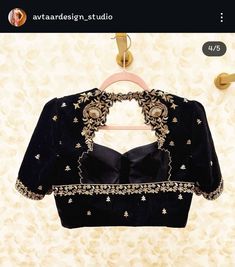 Black Velvet Blouse Work Designs, Baby Anklet, Blouses Work, Latest Bridal Blouse Designs, Embroidery Blouses, New Saree Blouse Designs, Latest Model Blouse Designs, Traditional Blouse Designs, Fashionable Saree Blouse Designs