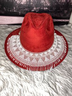 Beautiful handmade toquillas, handmade by Mexican artisans, you have an old and lifeless hat give it a new and modern touch with a beautiful toquilla artesanal.NO INCLUDES HAT. Bohemian Brimmed Party Hat, Bohemian Brimmed Hat For Parties, Handmade Red Party Hat, Handmade Vintage Fedora For The Beach, Handmade Bohemian Straw Hat For Kentucky Derby, Elegant Handmade Rodeo Hat, Red Brimmed Festival Costume Hats And Headpieces, Red Brimmed Festival Costume Hat, Red Bohemian Wide Brim Felt Hat