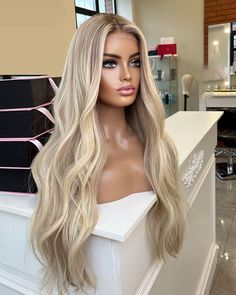 Blonde Highlights Lace Front Wigs for White Women 100% Human Hair – SULMY Change Hairstyle, Wigs For White Women, Long Blonde Wig, Blonde Hair Makeup, Match Outfits, Ash Blonde Highlights, Honey Blonde Hair, Beige Blonde, Beautiful Wigs