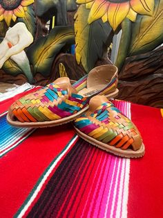 guaraches 100% Leather Made in México; 100 0/0 Artesanales. Mexico sizes. beautiful handmade, colorful, leather guaraches. Phoenix Az, Women's Shoes Sandals, Phoenix, Shoes Sandals, Women Shoes, Sandals, For Women, Leather, Mexico