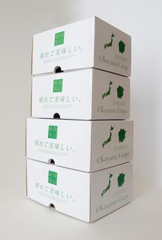 桃太郎ぶどう、シャインマスカットの野の花農園 Corrugated Box Design, Vegetable Packaging, Carton Design, Vegetable Boxes, Fruit Box, Food Packaging Design, Shipping Boxes, Carton Box, Japanese Design