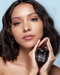 How To Pose With Beauty Products, Portrait Product Photography, Skincare Model Pose, Product Photo With Model, Model And Product Photography, Beauty Products Photography Model, Skincare Product Photoshoot Ideas, Beauty Products Photography Photo Shoots, Beauty Product Photoshoot Ideas