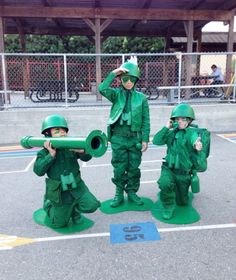 Army Men Costume, Invisible Man Costume, Toy Soldier Costume, Gumball Machine Costume, Toy Story Slinky, Senior Week, Army Costume, Toy Story Halloween, Reindeer Costume