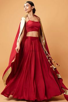 Presenting you latest Red Lehengas. From simple red bridal lehengas to dark red bridal lehengas, we have got variety of lehengas #weddingbazaar#indianwedding #redlehengacholi #redlehengasimple #redlehengawhite #redlehengadesigns #redlehengasdesigns #redlehengasabyasachi #redlehengawine #redlehengacolourcombos #redlehengabridein #redlehengaplain #redlehengacholipartywear #redlehengawedding #redlehengadark #bridalredlehengacherry #bridalredlehengadark #bridalredlehengasimple #bridalredlehengawine South Asian Wedding Dress, Plain Lehenga, Lehenga Bridesmaid, Bridesmaid Lehenga, Raw Silk Lehenga, Asian Wedding Dress, Lehenga Skirt, Red Lehenga