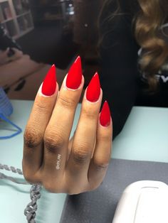 Big Apple Red Acrylic Nails, Very Pointy Nails, Red Acrylic Nails Pointy, Short Red Pointy Nails, Stilleto Red Nails Designs, Medium Stilleto Nails Red, Medium Stilleto Nails Almond, Solid Color Stiletto Nails, Pointed Red Nails