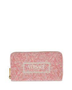 Designer Pink Wallet For Daily Use, Designer Pink Wallets For Daily Use, Designer Pink Wallet With Card Slots, Luxury Pink Pouch Wallet, Versace Wallet, Luxury Pink Compact Wallet, Travel Outfits, Travel Outfit, Pale Pink