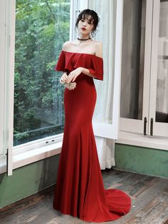 Red Long Elegant Dress, Korean Red Dress Party, Korean Girl Fashion Dress, Off Shoulder Party Dress, Dress Red Long, Red Formal Gown, Formal Dress Party, Bday Shoot, Outfit Reference