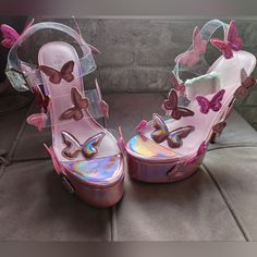 New In Box Sugar Thrillz Butterfly Platforms Size 8. Includes Replacement Heel Taps Platform Butterfly Boots, Butterfly Platforms, Sugar Thrillz Shoes, Fairy Heels, Customized Dolls, Heel Taps, Heart Plush, Heel Tap, Purple Feather