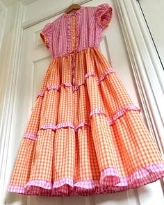 Check Skirt, Dancing Queen, A Button, Colourful Outfits, Clothing Ideas, Mode Inspiration, Full Skirt, Sewing Inspiration, Design Inspo