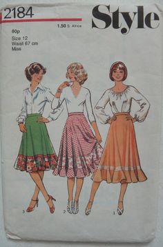 two women's skirts and blouses are shown in this sewing pattern, which is very similar to each other