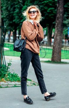 Minimalist Moda, Loafers Outfit, Scandinavian Fashion, Tomboy Outfits, Street Style Trends, Urban Street Style, Couture Week