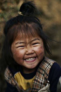 Smile Pictures, Her Eyes, People Around The World