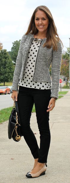 Stitchfix stylist - this is a cute combo of blouse and jacket. Would love a combo like this in my next fix Teacher Fashion, Mode Tips, Weekend Outfits, Office Chic, Corporate America, Fall Styles, Chic Fall Outfits, Fashion Guide, Closet Inspiration