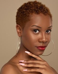 Ginger Twa Natural Hair, Fall Hair Colors For Black Women Natural, Short Hair Black Women 4c, 4c Tapered Haircut, Brown Twa, Buzz Cut Black Women, Twa 4c, Big Chop Twa