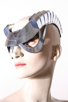 cyborg goggles with horns futuristic sci fi cyber by divamp Futuristic Sci Fi, Eiko Ishioka, Sci Fi Fashion, Body Adornment, Futuristic Fashion, Foto Art, Future Fashion, Eye Wear Glasses, Burning Man