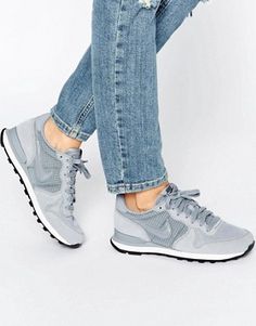 Wedge Sneakers Outfit, Nike Sneakers Outfit, Sneaker Outfits, Diy Sneakers, Nike Internationalist, Sneakers Fashion Outfits, Baskets Nike, Sneakers Looks, New Sneakers